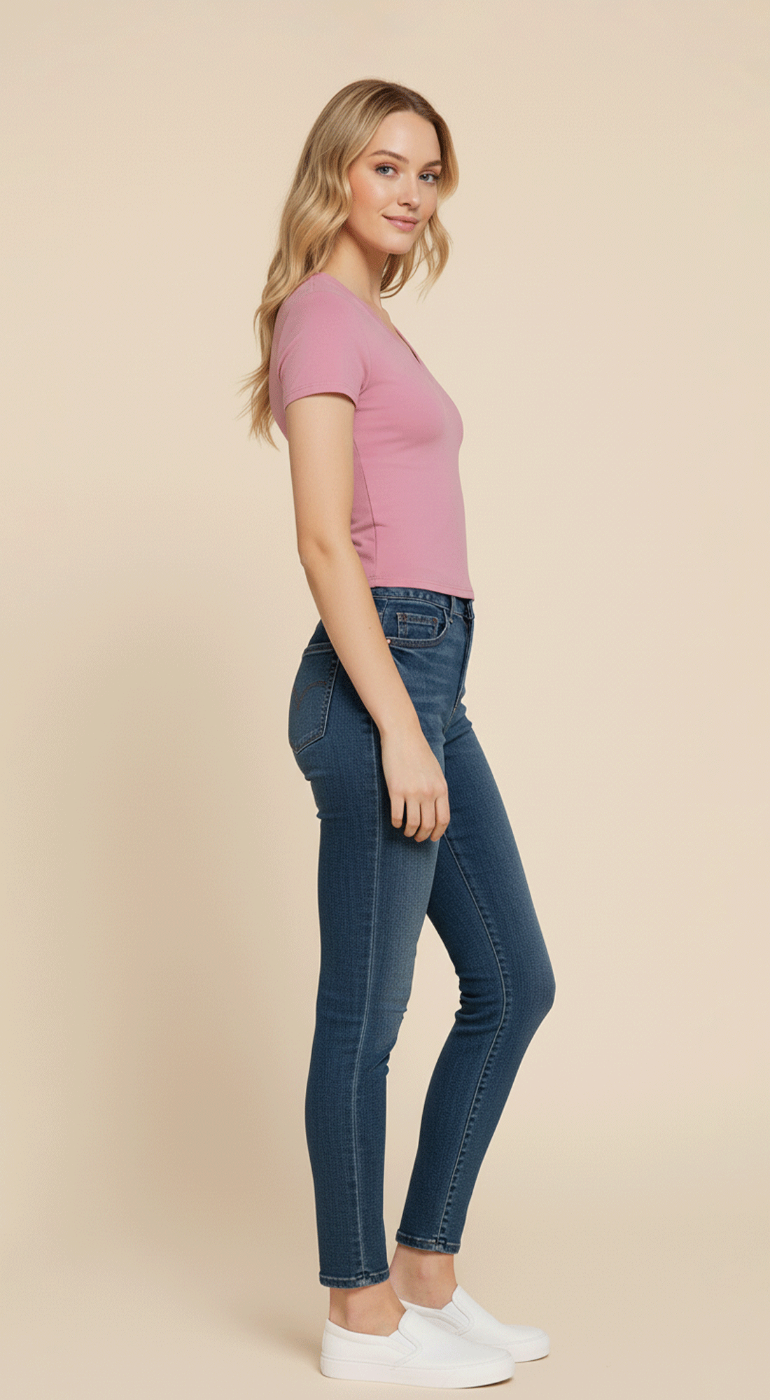 Short Sleeve V-Neck Crop Top