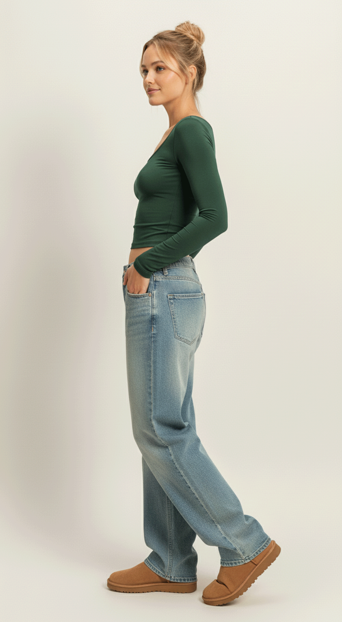 Scoop Neck Long Sleeve Crop Top