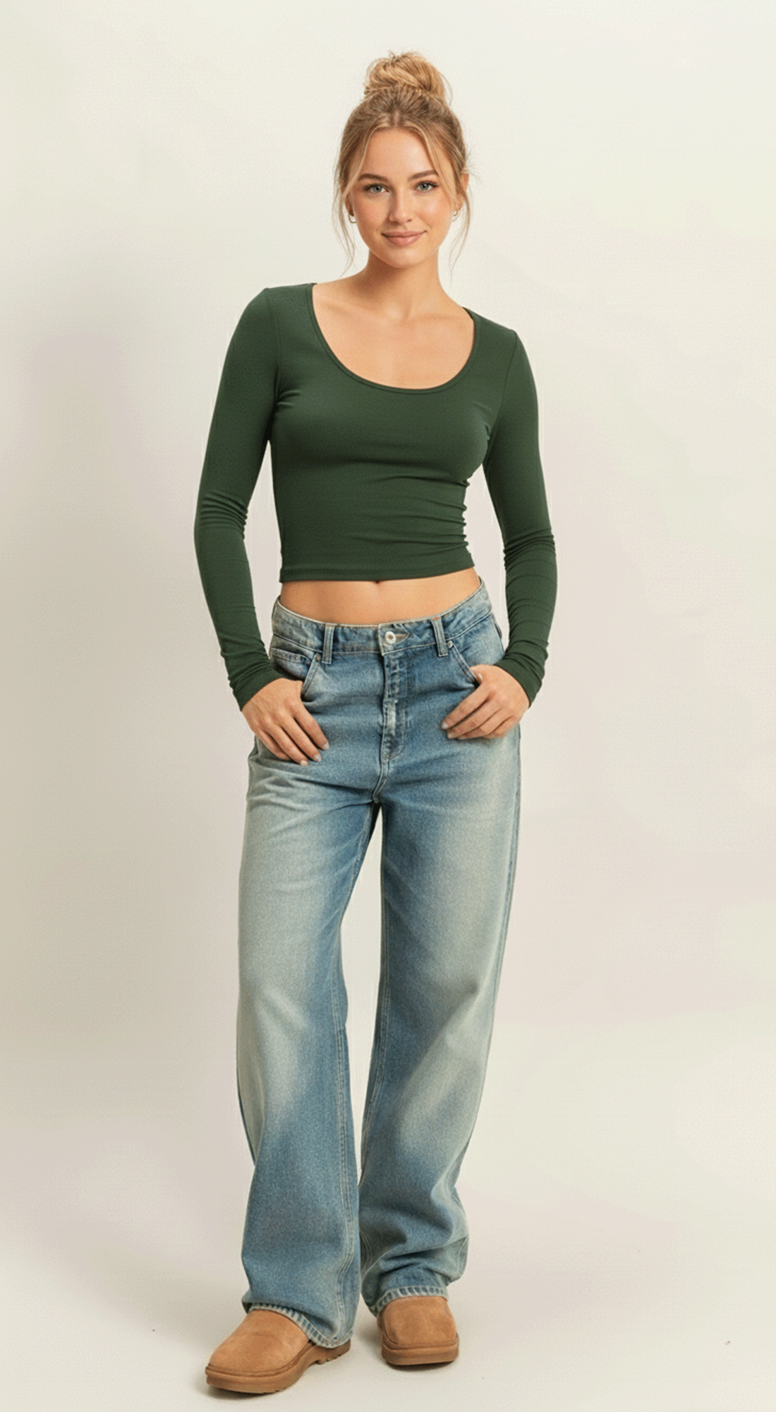 Scoop Neck Long Sleeve Crop Top