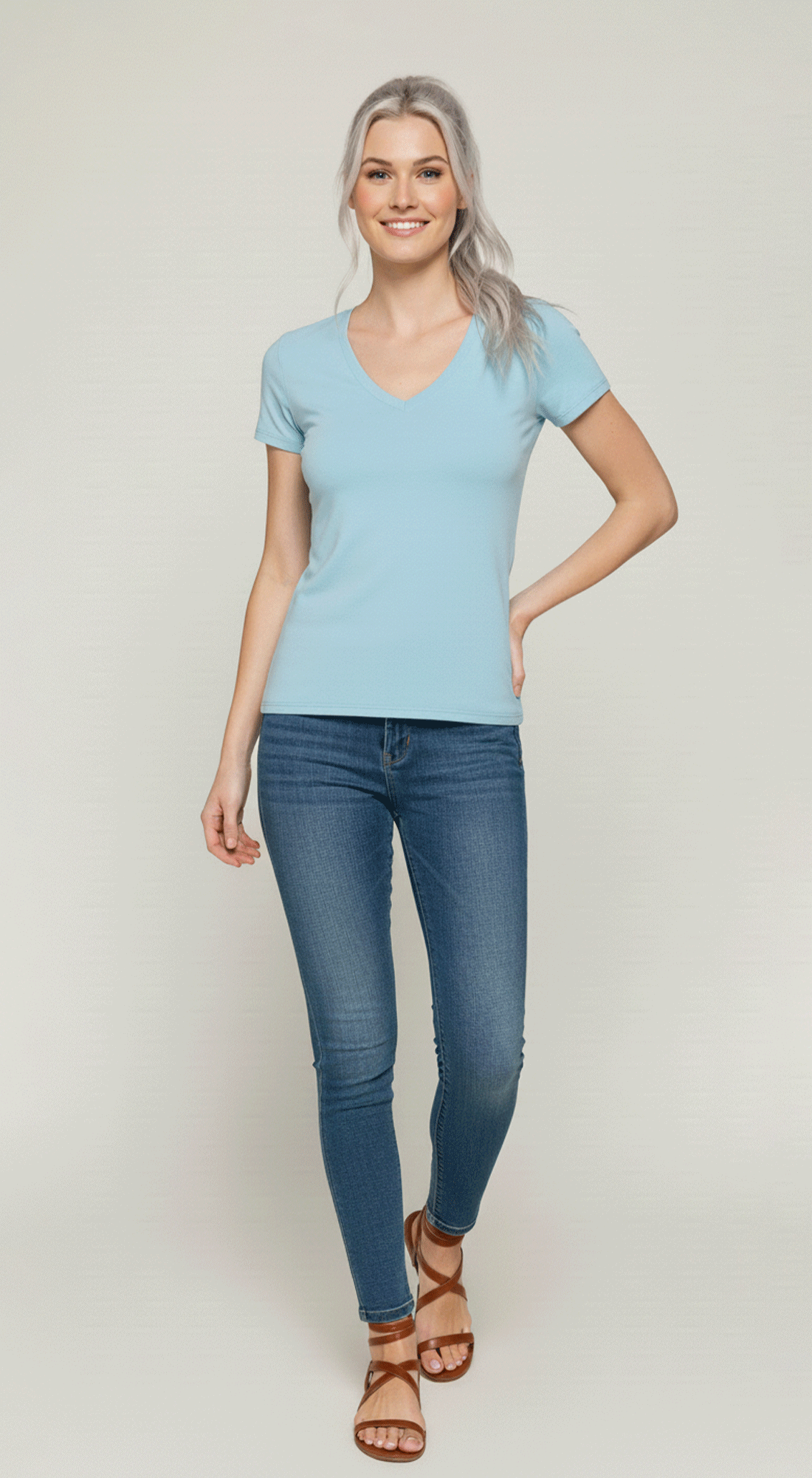 Short Sleeve V-Neck Crop Top